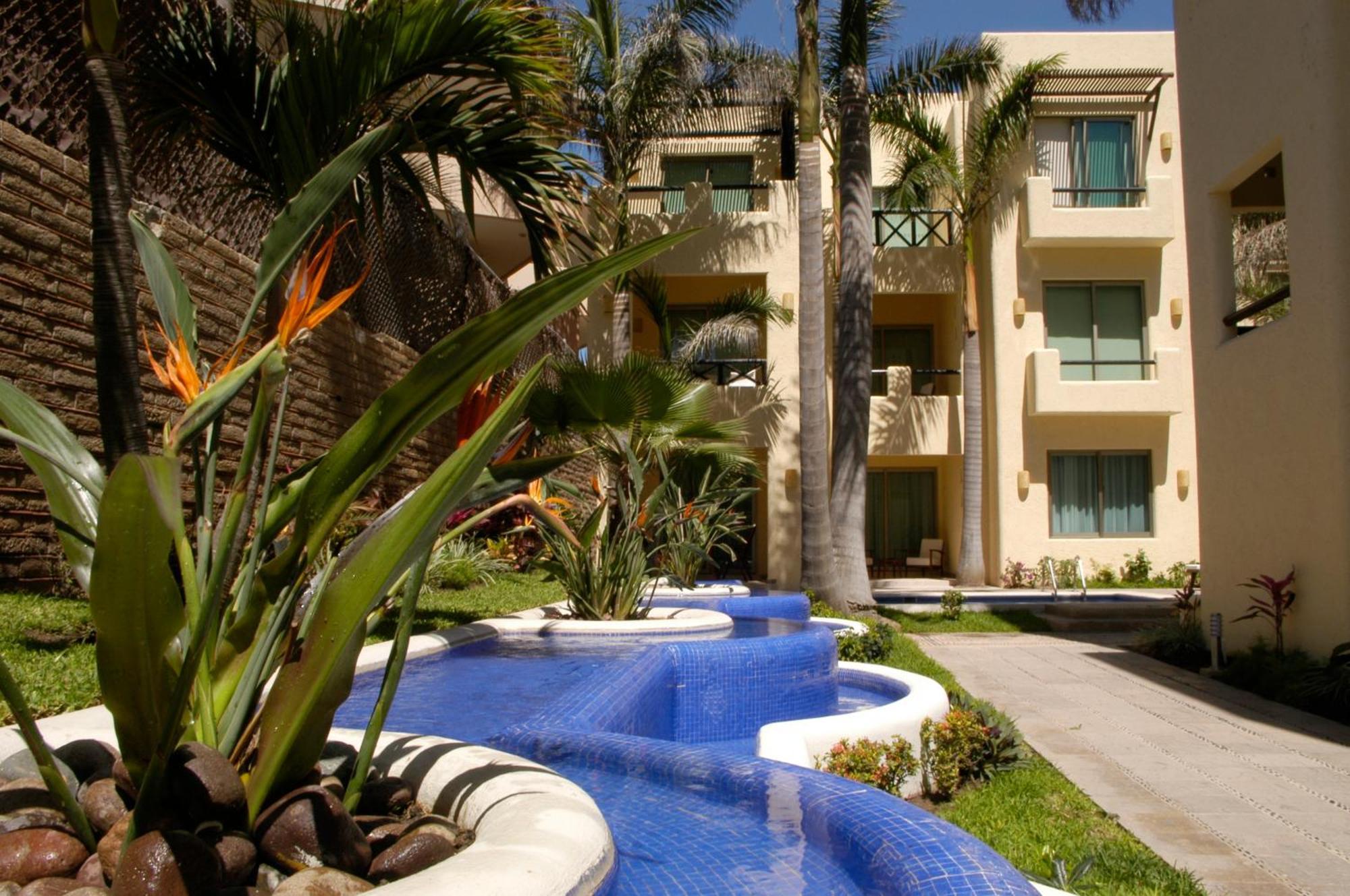 Zafiro Beach Boutique Resort Mazatlan Exterior photo